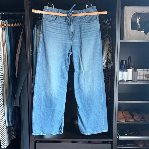 Madewell Denim - Madewell The Ultimate Wide-leg Jean in Airy Denim- Pickett Wash